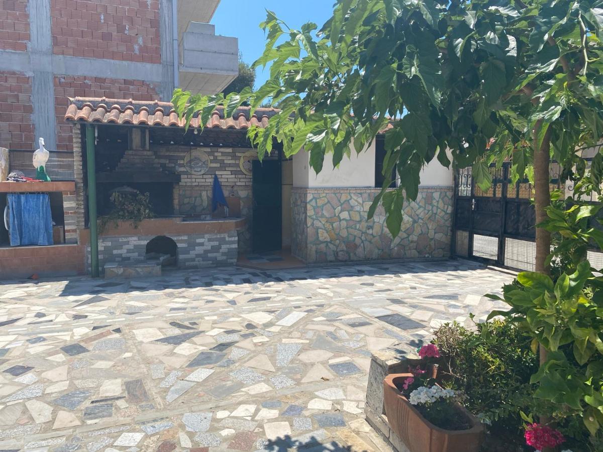 Villas Apartments Shahaj Vlorë Exterior foto