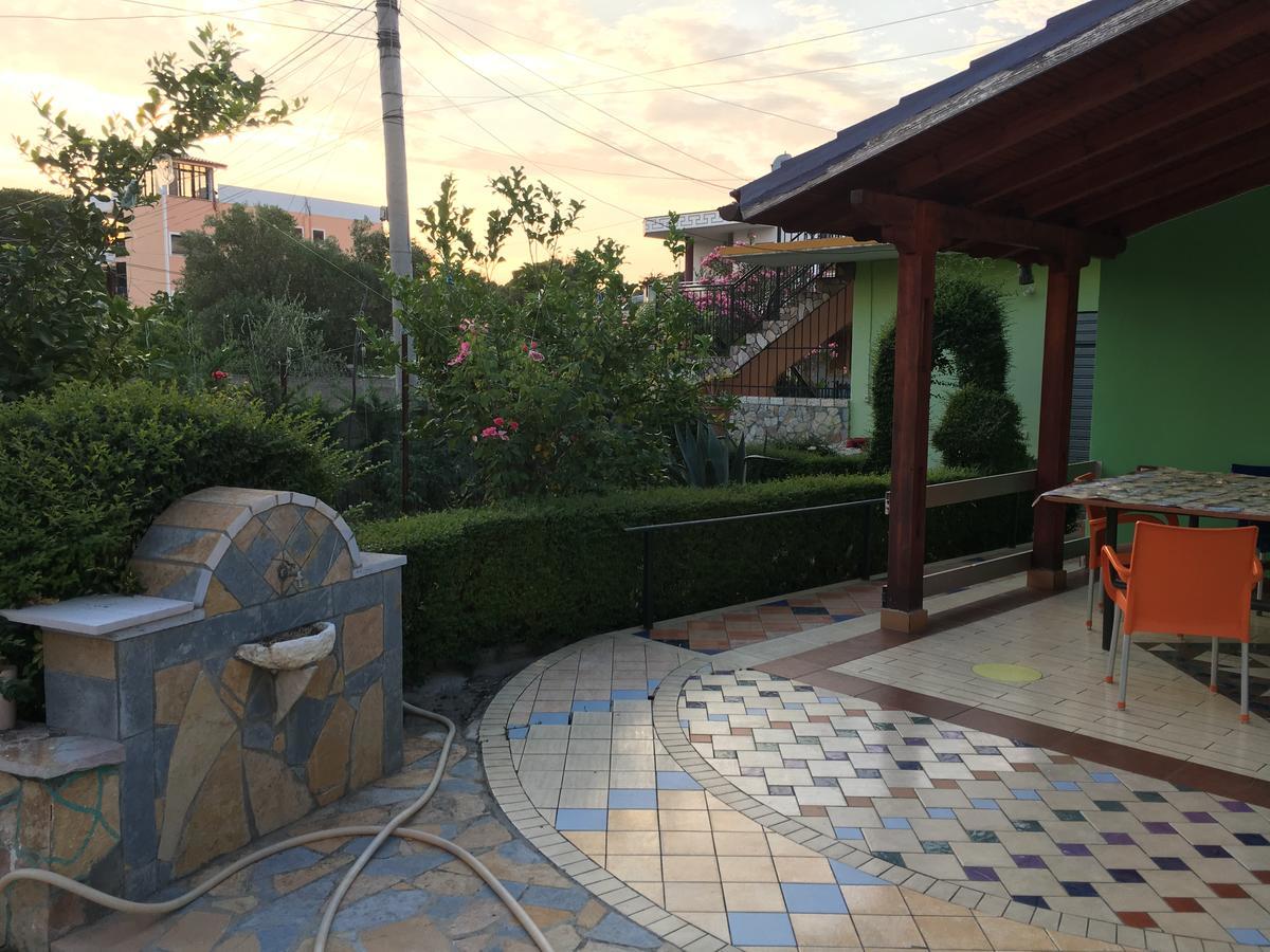Villas Apartments Shahaj Vlorë Exterior foto